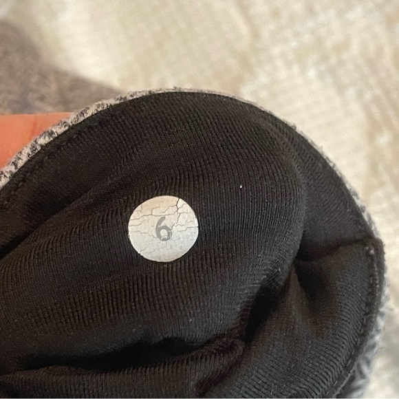 Lululemon‎ Women's Wunder Under Crop Leggings Size 6 - Picture 3 of 3